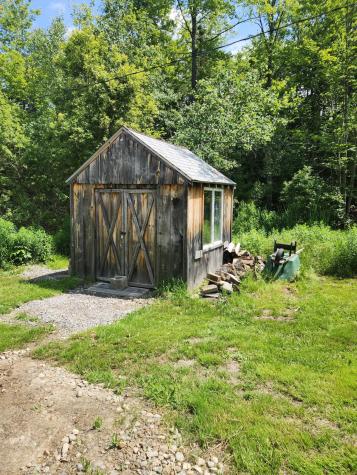 37 Wings Mills Road Readfield ME 04355