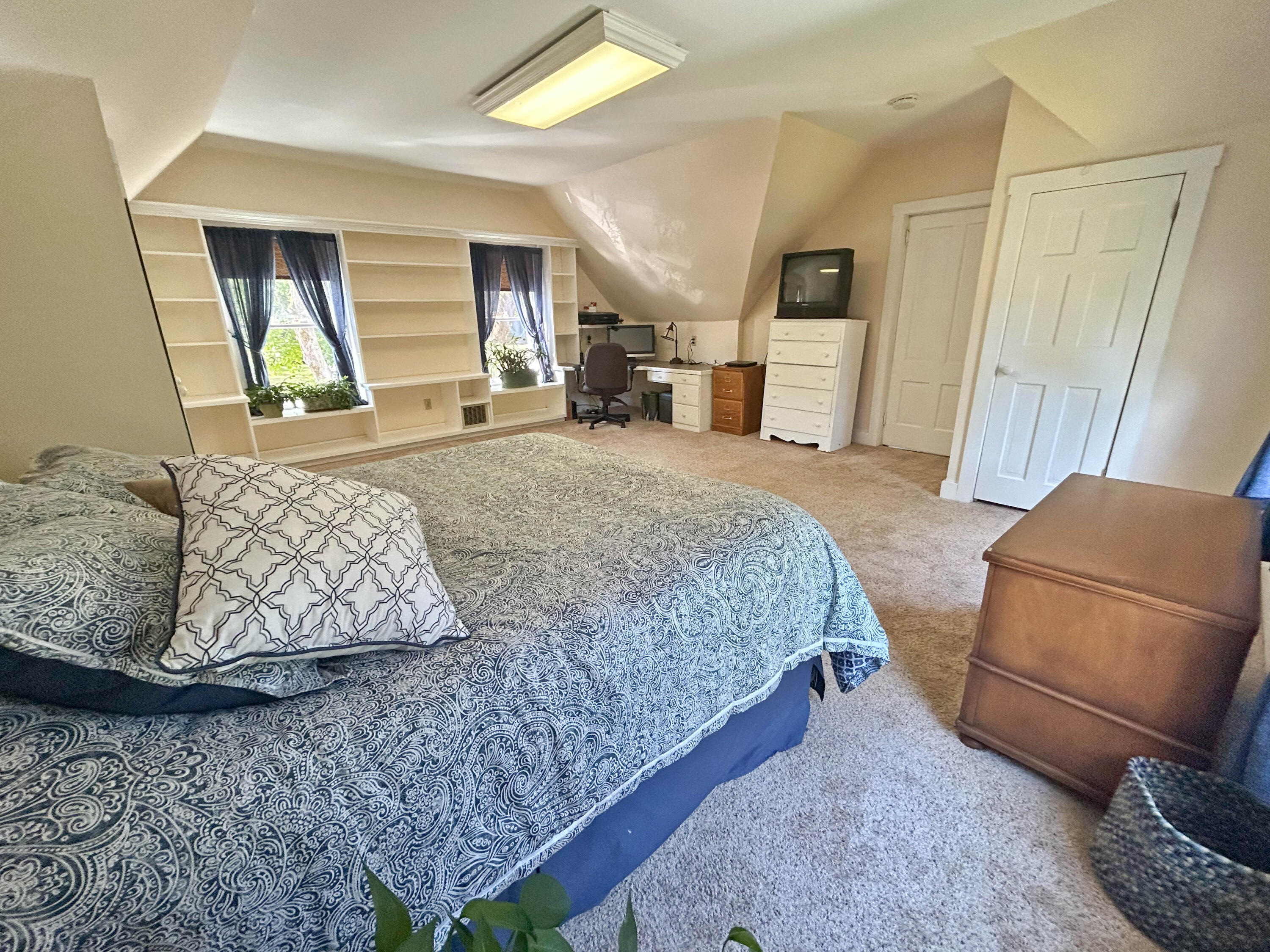 23 Chapel Street Ellsworth ME 04605