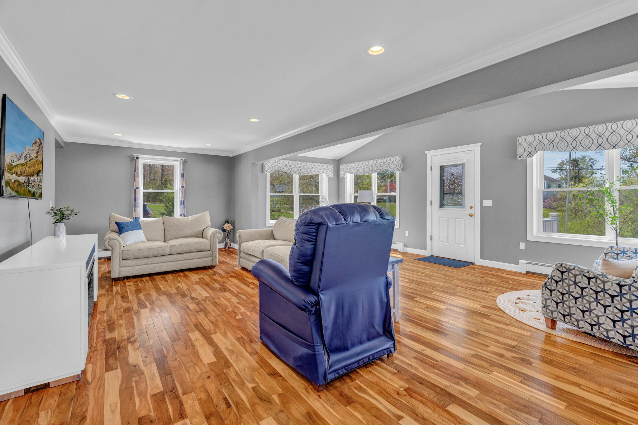 7 Hodgdon Lane Boothbay ME 04537