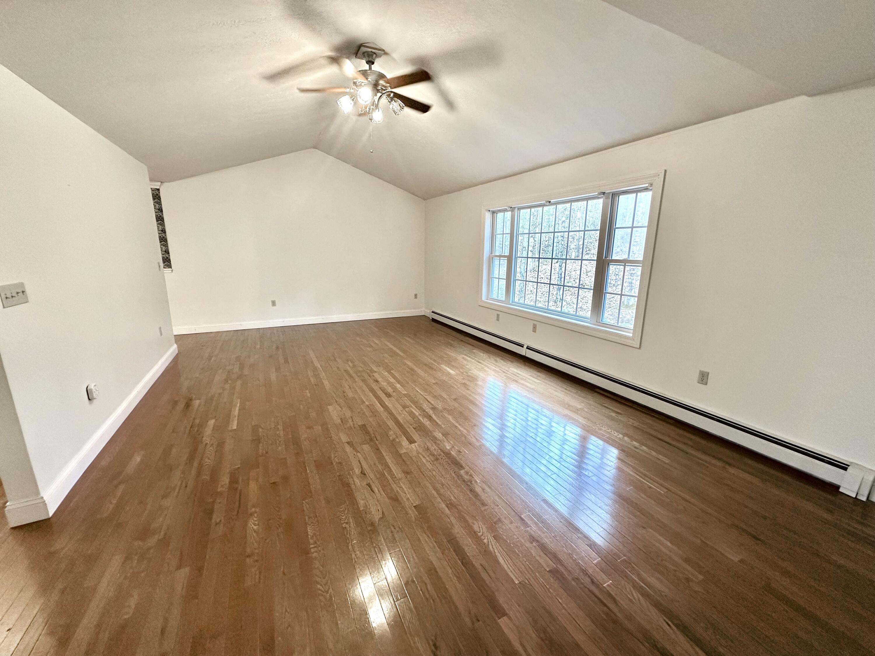 6 Eisenhower Court Naples ME 04055
