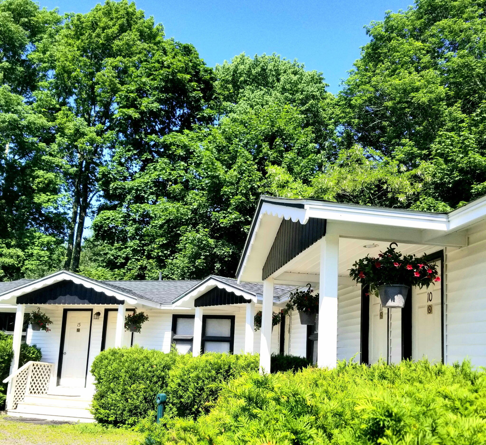 360 Commercial Street Rockport ME 04856