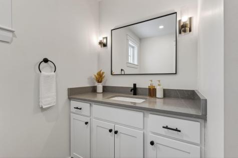 12 Waxwing Lane Falmouth ME 04105