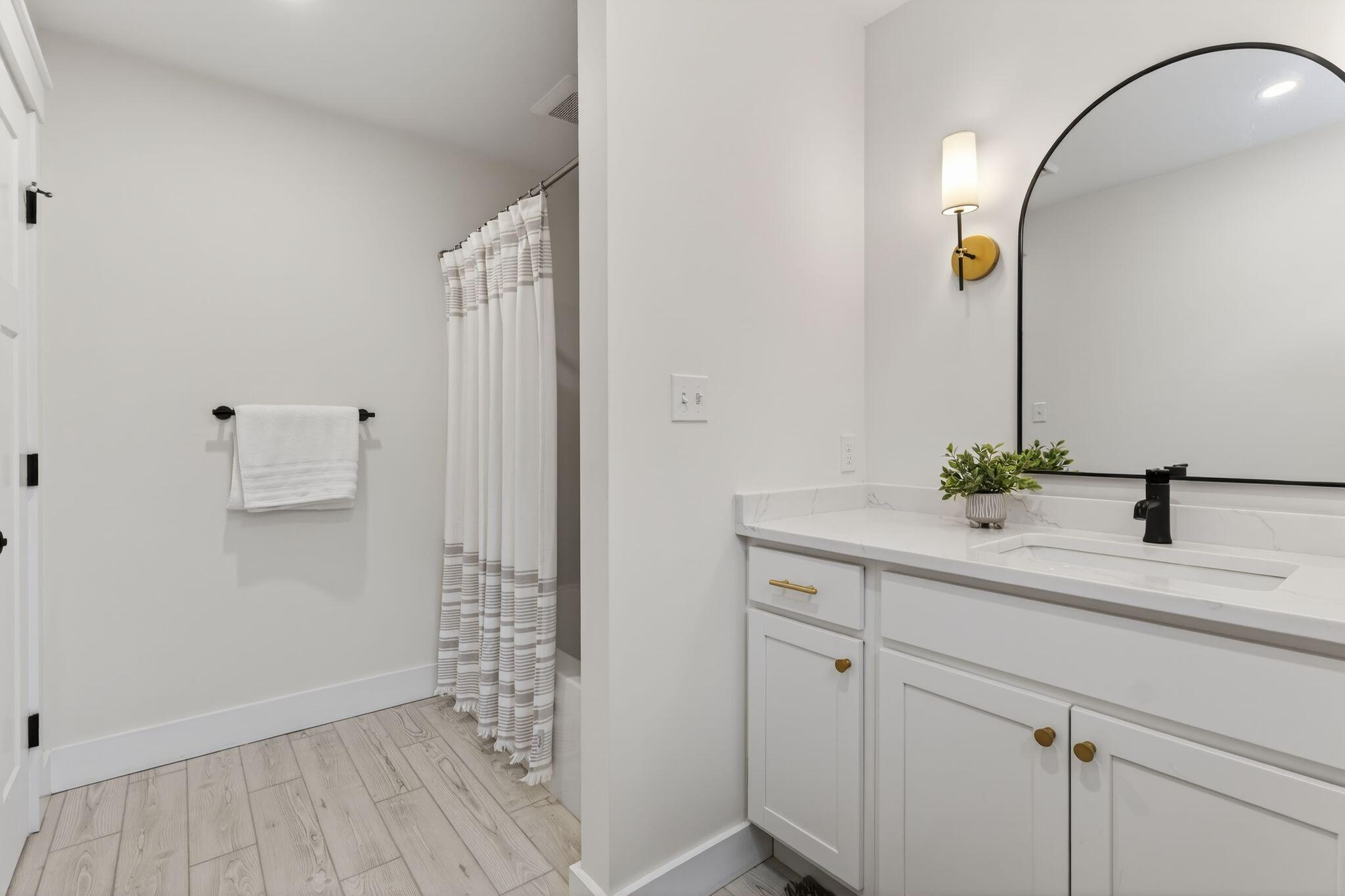 12 Waxwing Lane Falmouth ME 04105