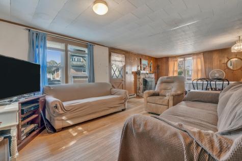 5 Laurel Lane York ME 03909