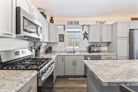 23 Godrics Hollow Sidney ME 04330