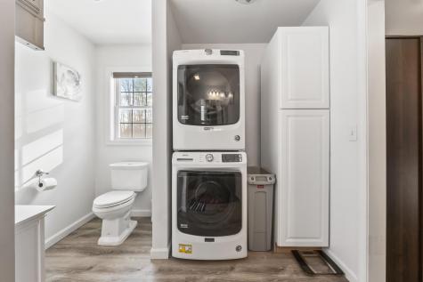 23 Godrics Hollow Sidney ME 04330