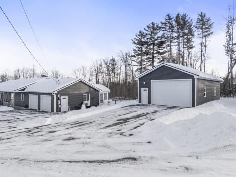 23 Godrics Hollow Sidney ME 04330