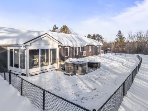 23 Godrics Hollow Sidney ME 04330