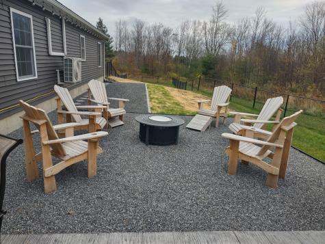 23 Godrics Hollow Sidney ME 04330