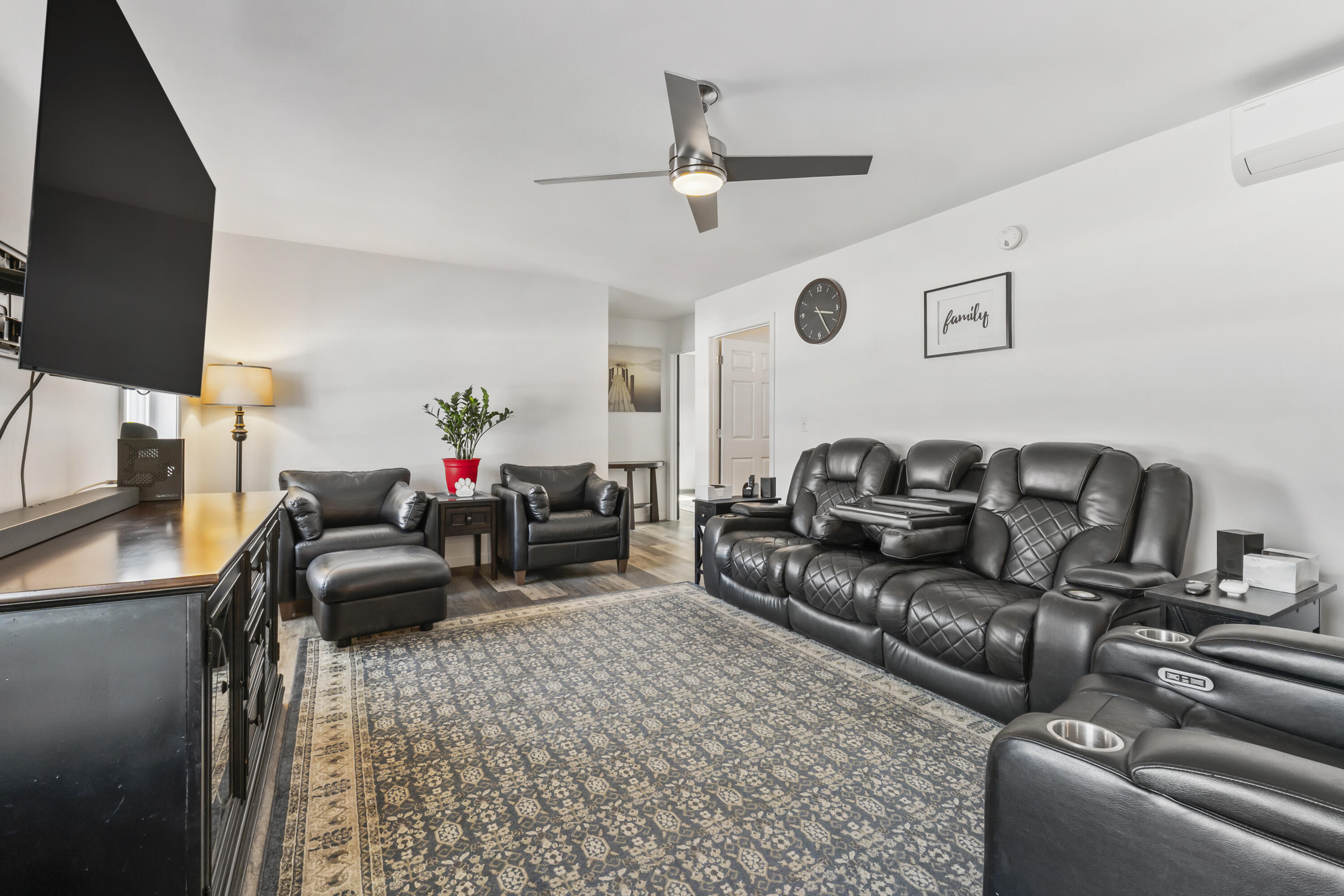 23 Godrics Hollow Sidney ME 04330