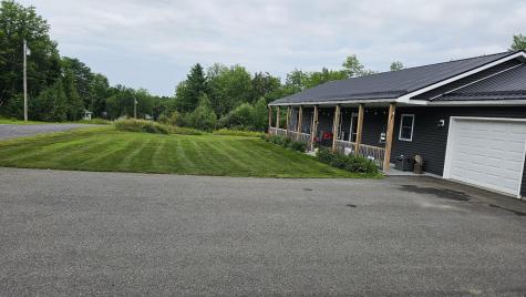 23 Godrics Hollow Sidney ME 04330