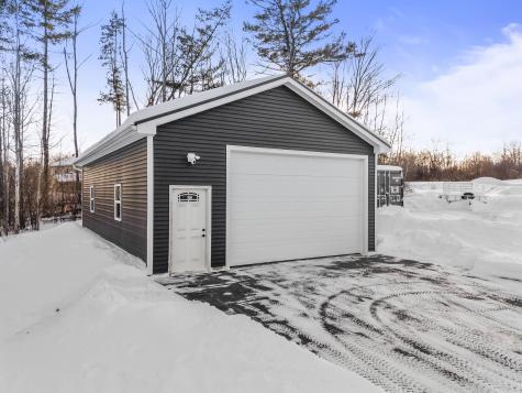 23 Godrics Hollow Sidney ME 04330