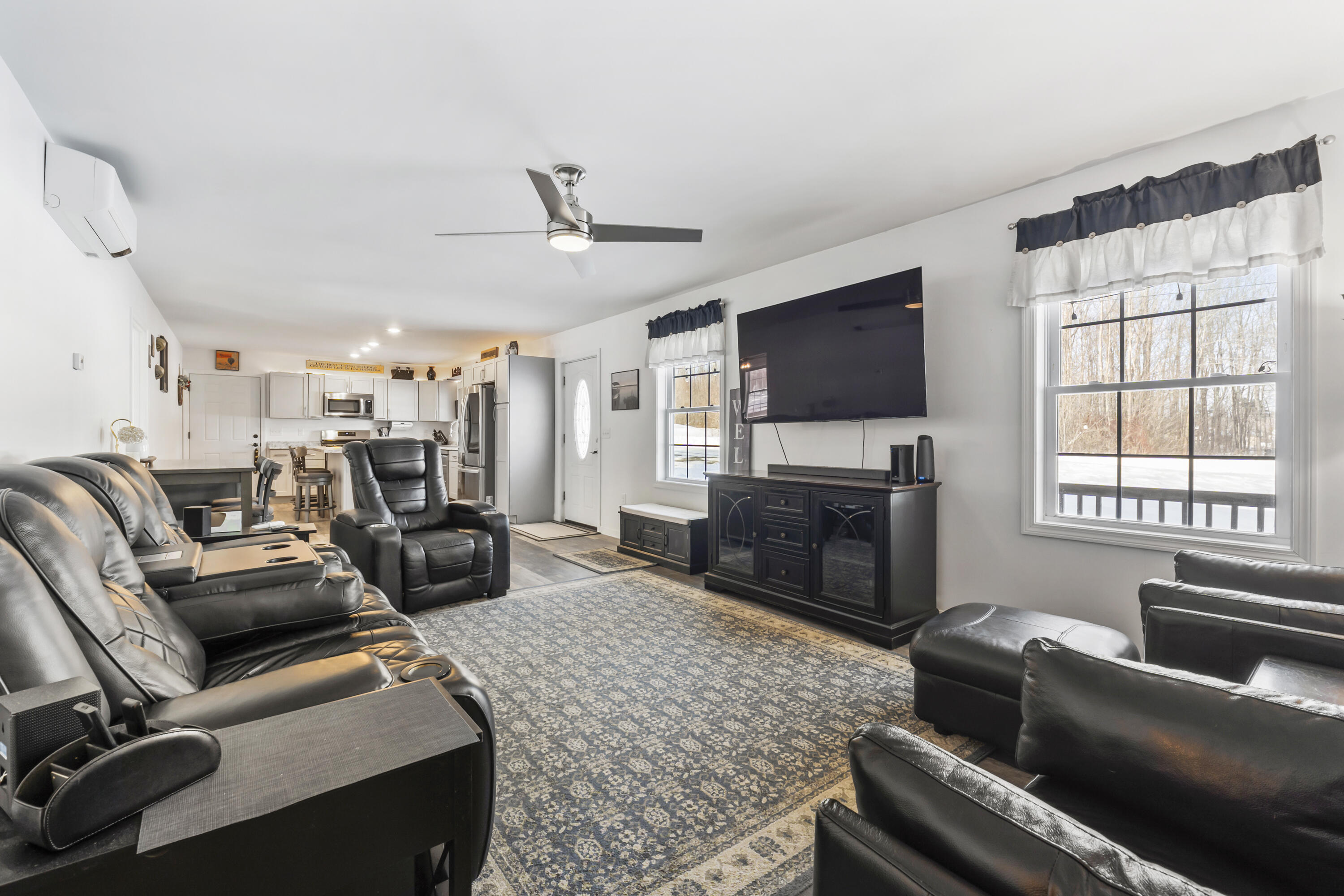 23 Godrics Hollow Sidney ME 04330