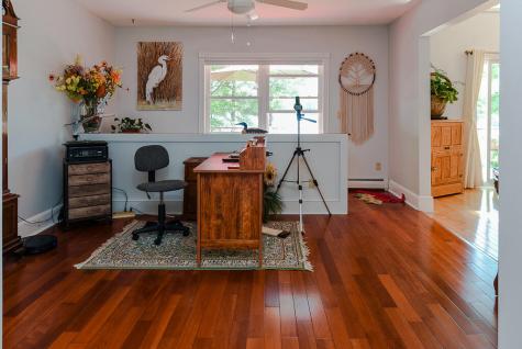 8 Cardinal Lane Poland ME 04274