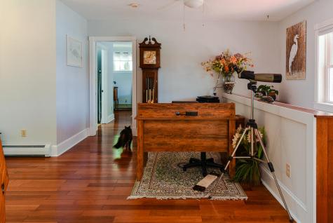8 Cardinal Lane Poland ME 04274