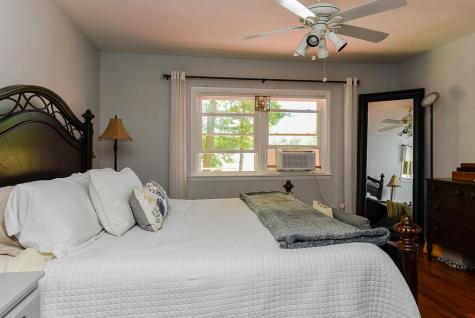8 Cardinal Lane Poland ME 04274