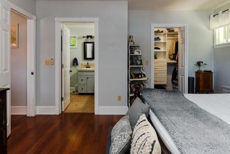 8 Cardinal Lane Poland ME 04274
