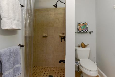 8 Cardinal Lane Poland ME 04274