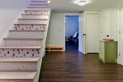 8 Cardinal Lane Poland ME 04274