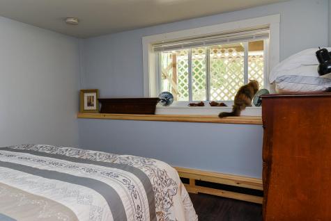 8 Cardinal Lane Poland ME 04274