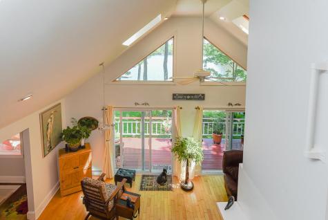 8 Cardinal Lane Poland ME 04274