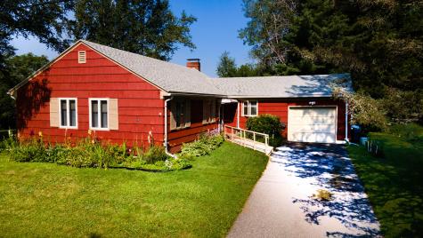 15 Mayfield Road Auburn ME 04210