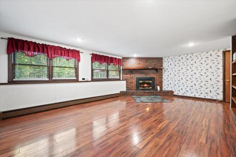 246 Plymouth Road Carmel ME 04419