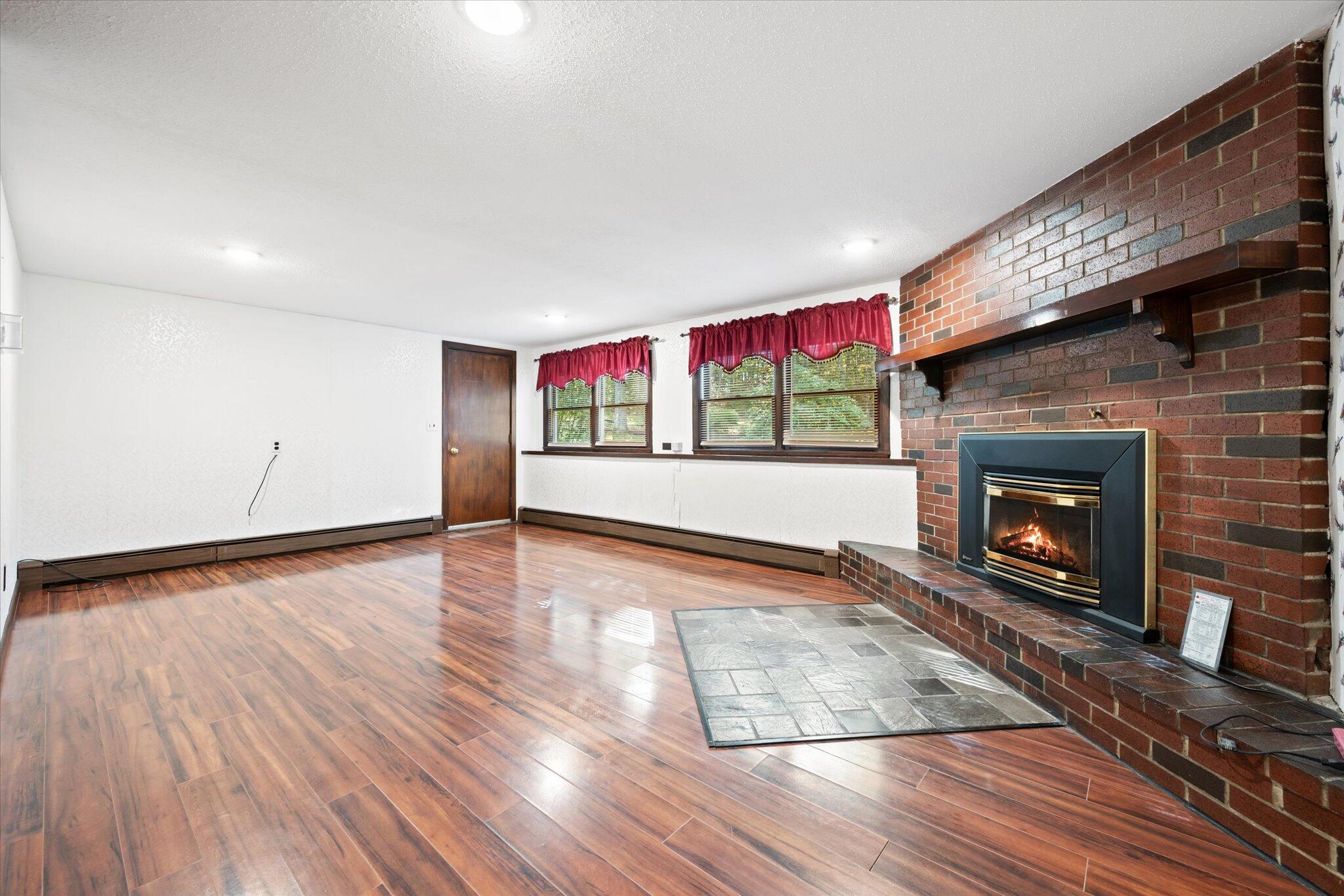 246 Plymouth Road Carmel ME 04419