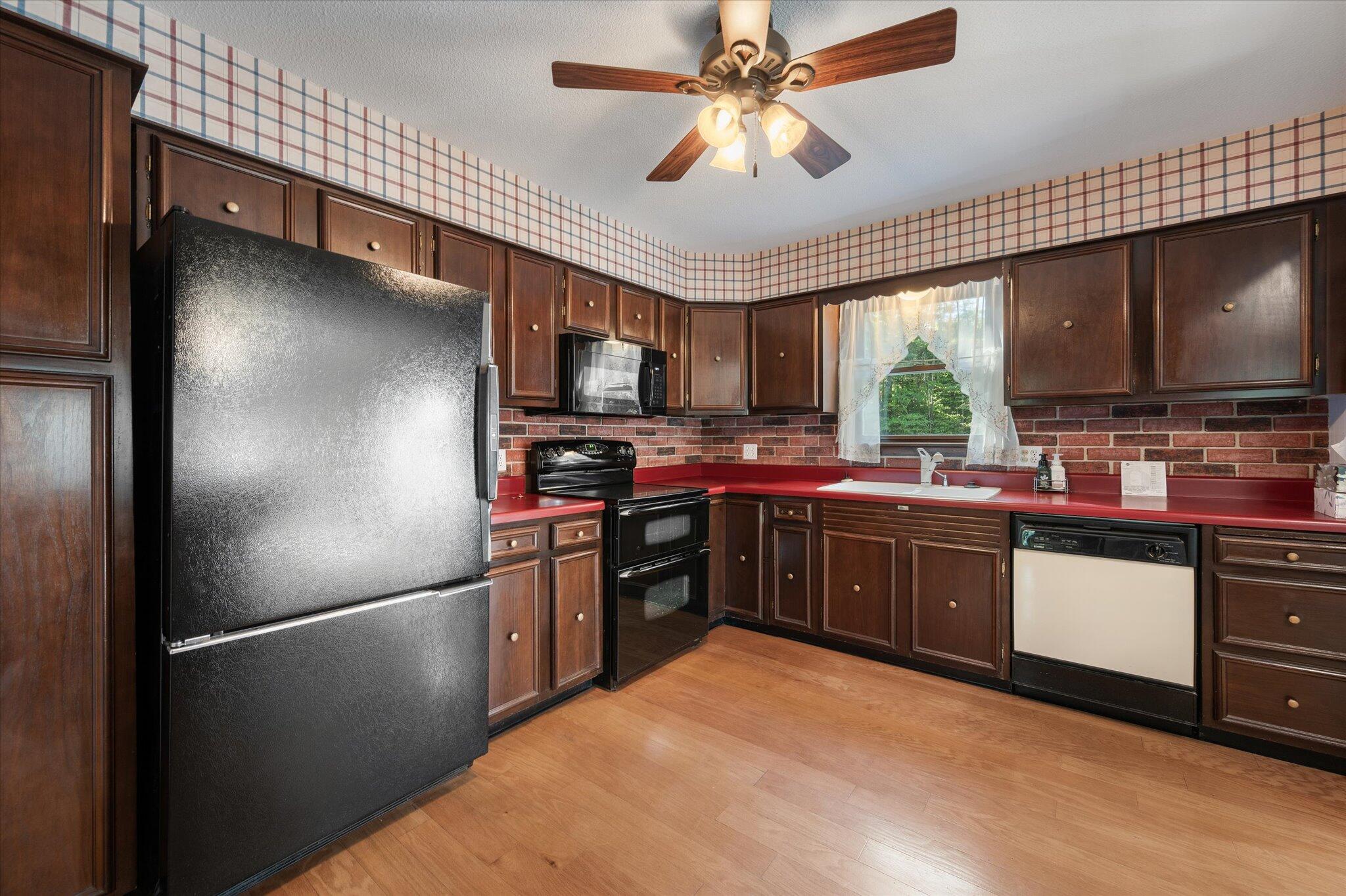 246 Plymouth Road Carmel ME 04419