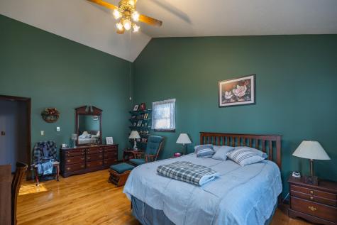 31 Bellflower Drive Auburn ME 04210