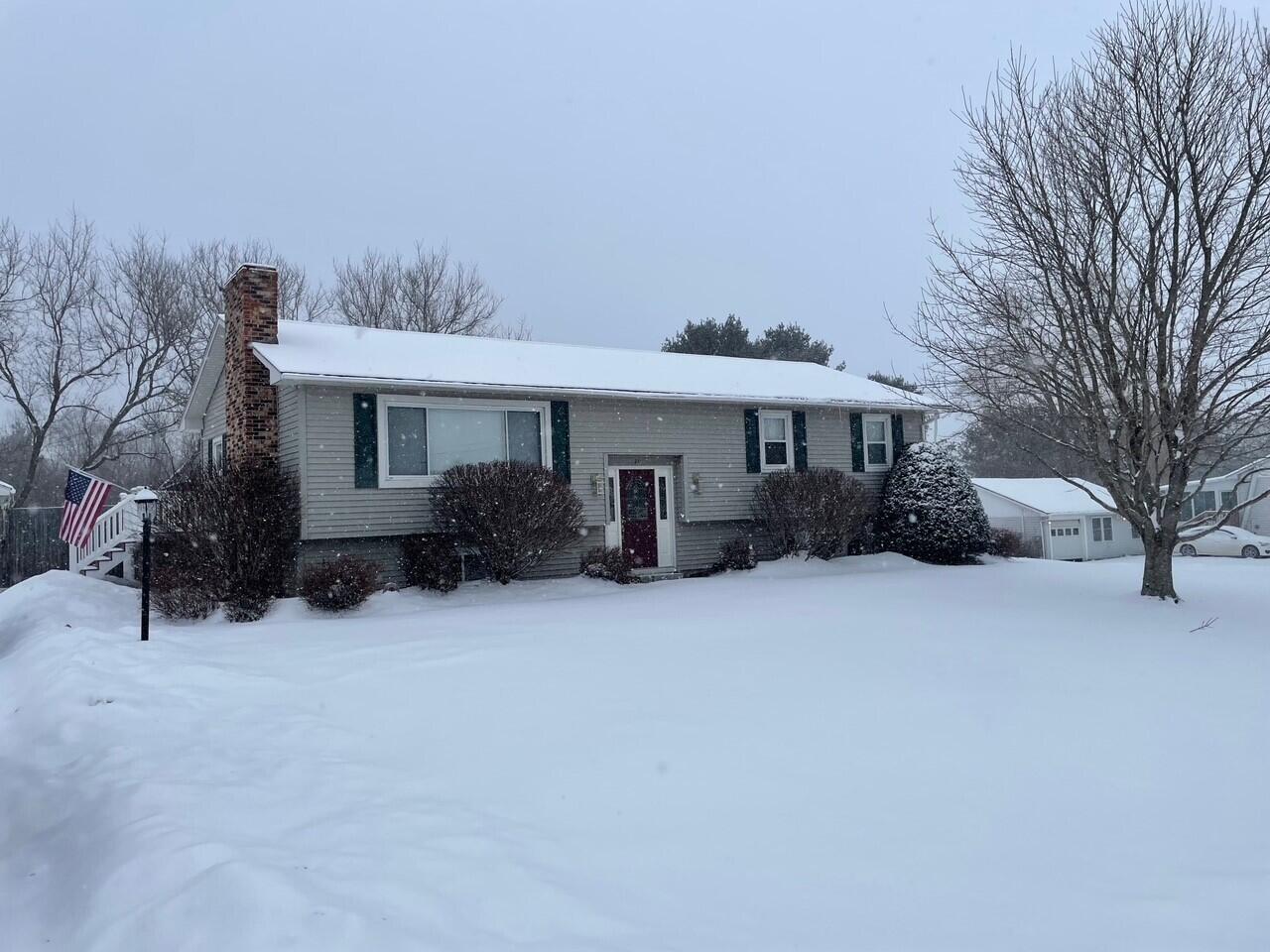 21 Booker Avenue Benton ME 04901