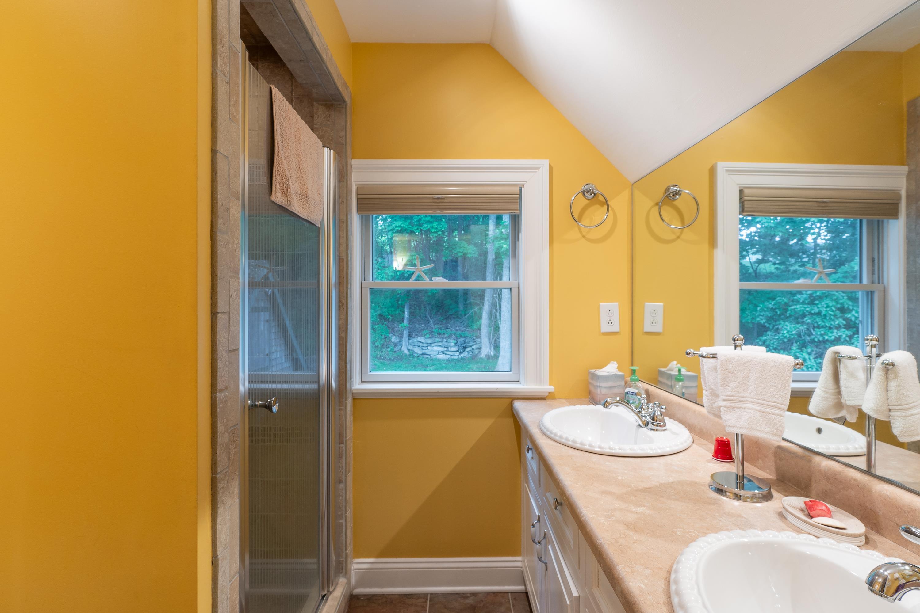 26 Sea Street Boothbay Harbor ME 04538