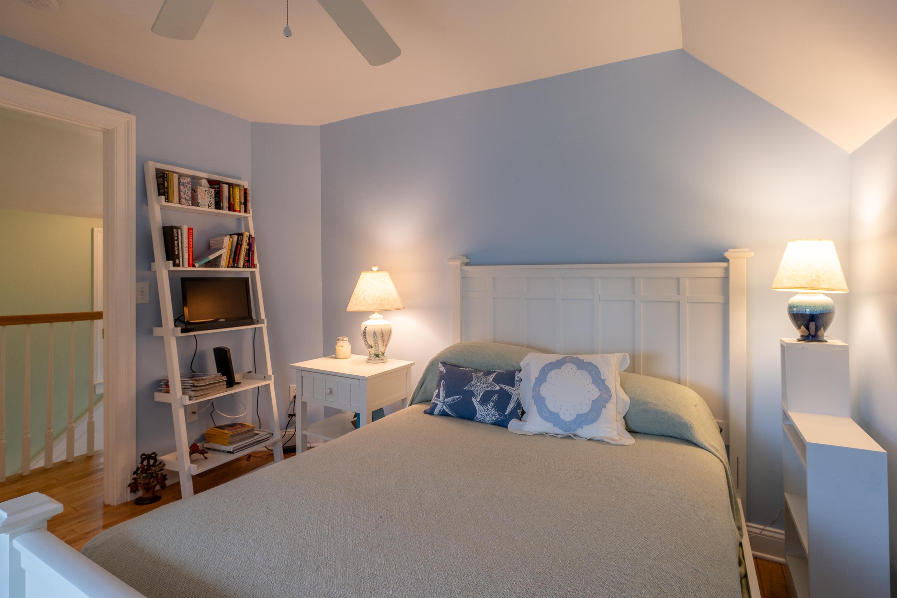 26 Sea Street Boothbay Harbor ME 04538