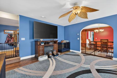 25 Gregory Drive Sanford ME 04073
