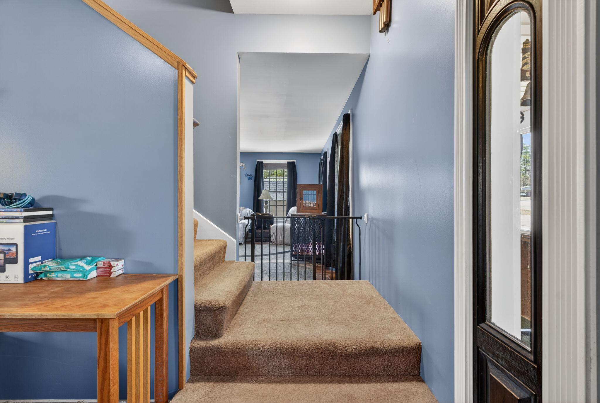 25 Gregory Drive Sanford ME 04073