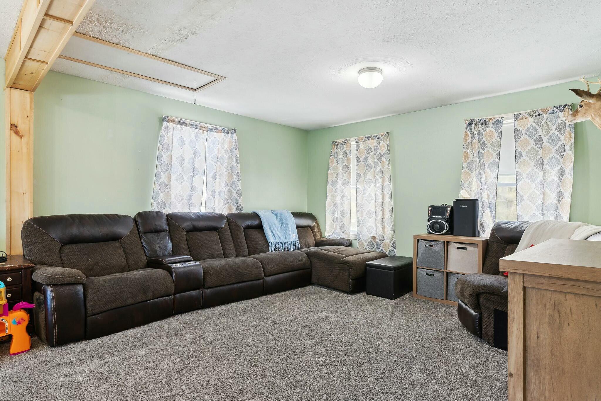 17 Virgin Street Canton ME 04221