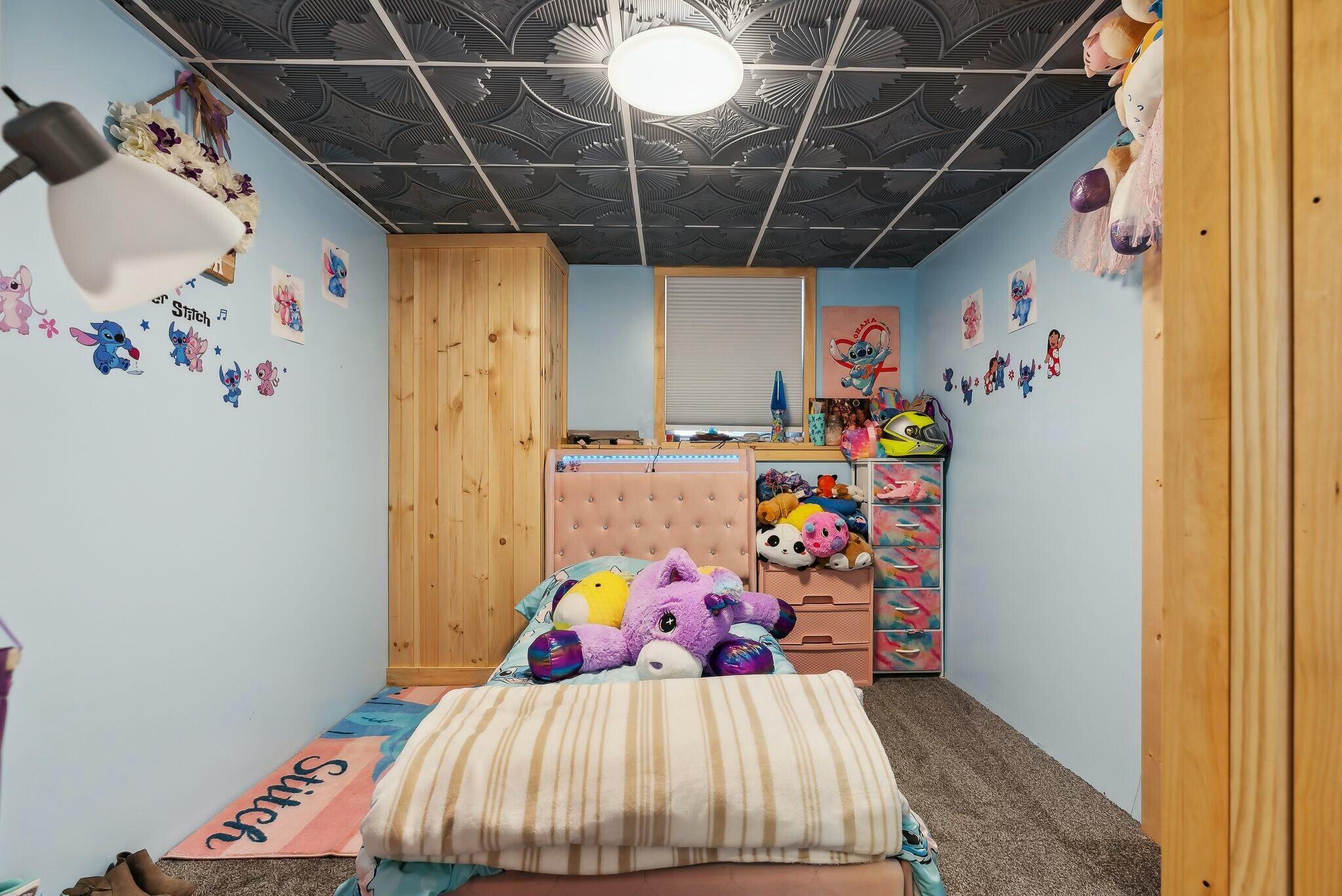 17 Virgin Street Canton ME 04221