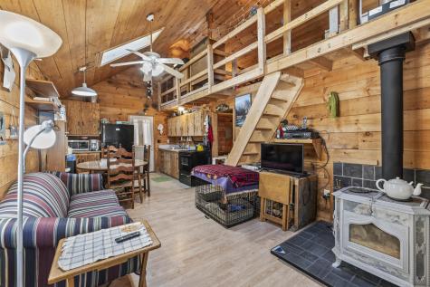 11 Porcupine Trail Coplin Plt ME 04982