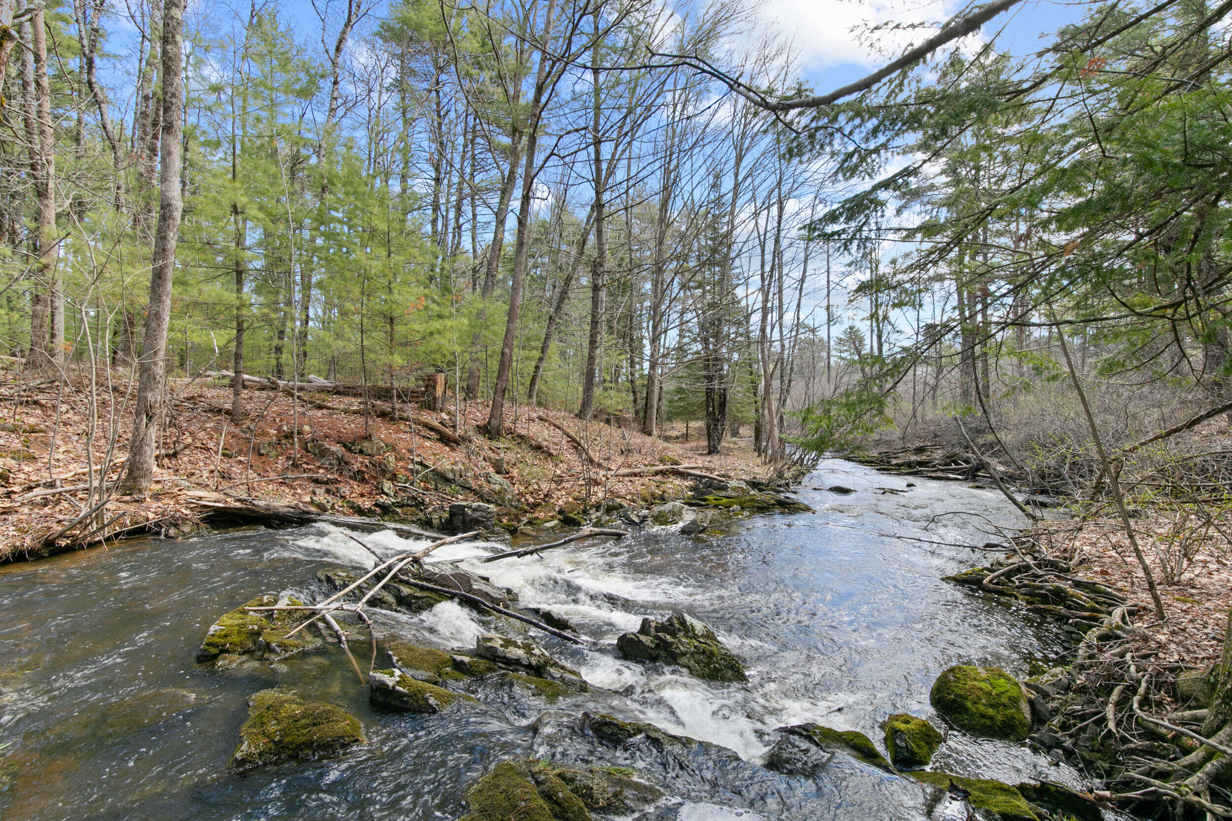 49 Harts Way Gorham ME 04038