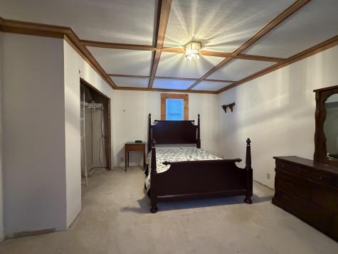 9 Grant Drive Dover-foxcroft ME 04426