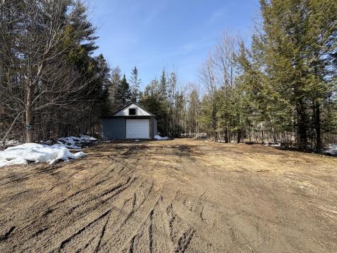 9 Grant Drive Dover-foxcroft ME 04426