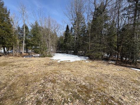 9 Grant Drive Dover-foxcroft ME 04426
