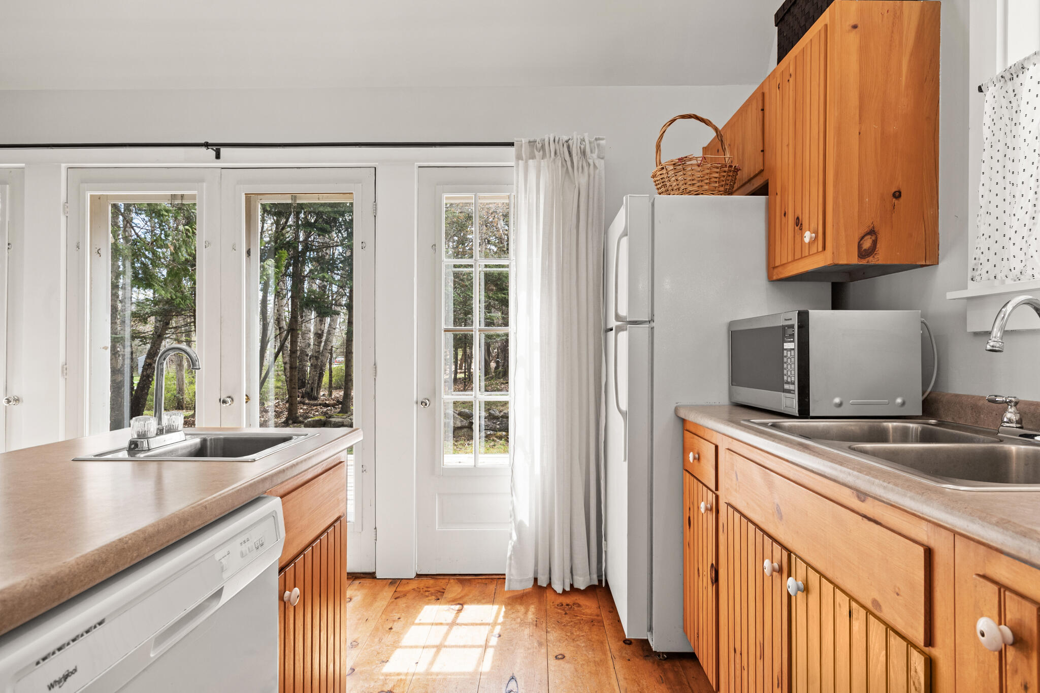 832 Main Road Islesboro ME 04848