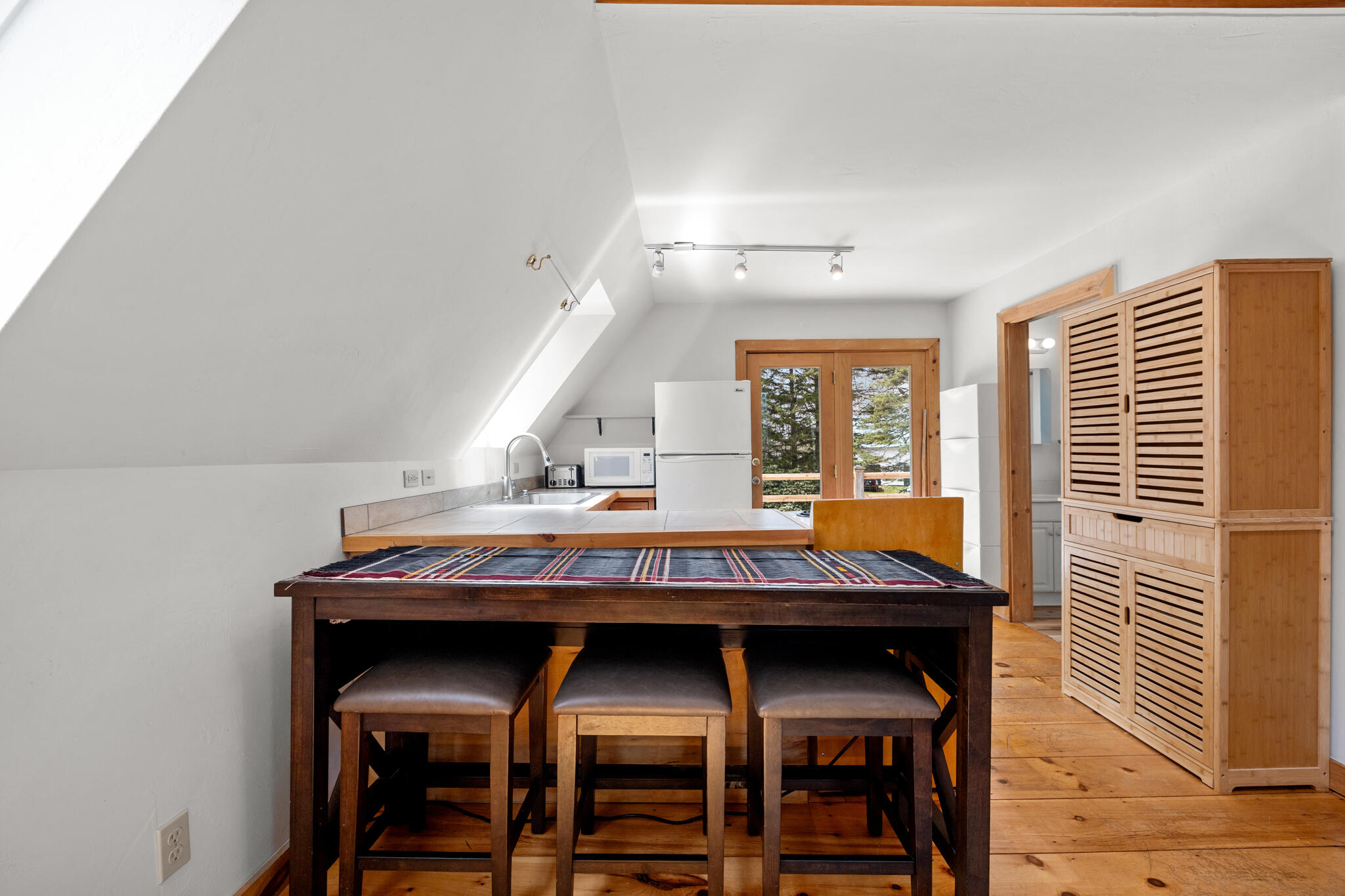 832 Main Road Islesboro ME 04848