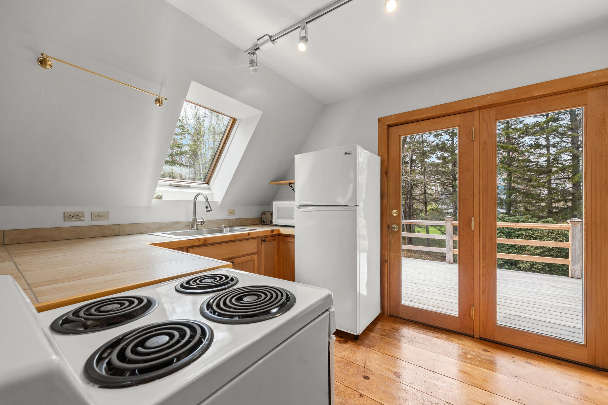 832 Main Road Islesboro ME 04848