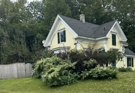 2 Treat Point Road Frankfort ME 04438