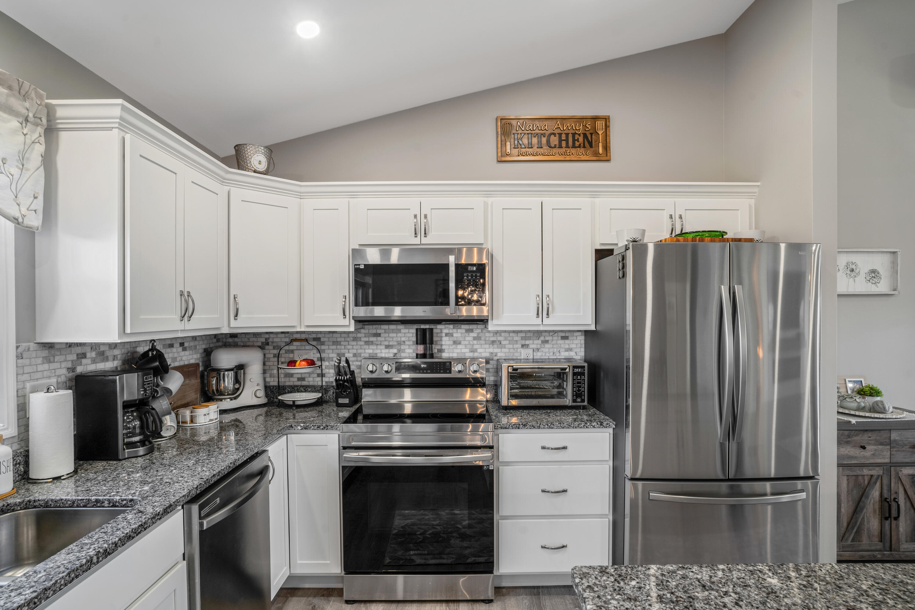 40 Knoll Crest Drive Bangor ME 04401