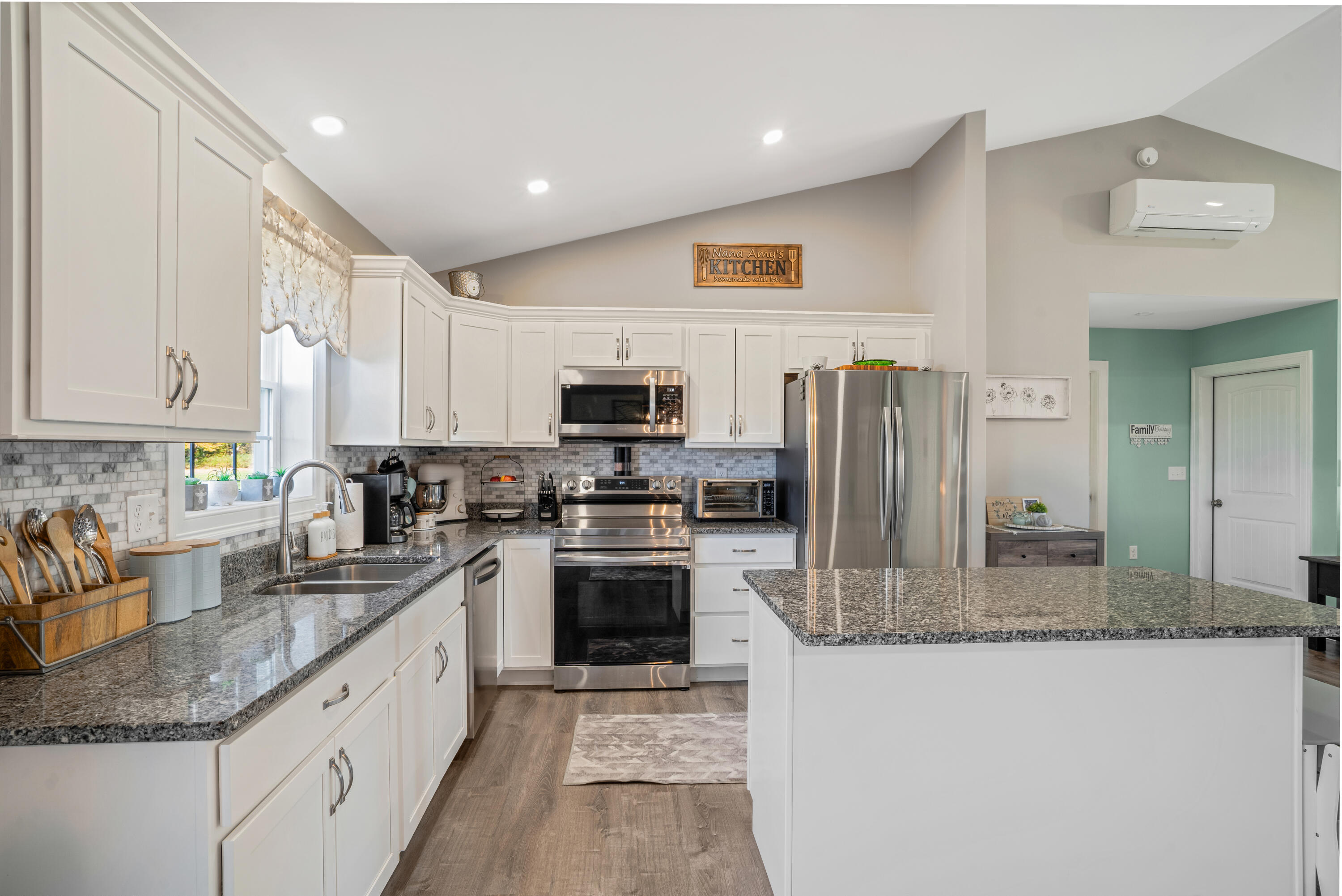 40 Knoll Crest Drive Bangor ME 04401