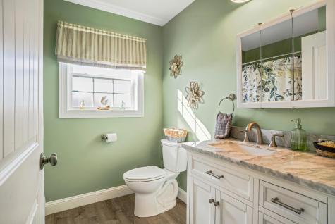 40 Knoll Crest Drive Bangor ME 04401