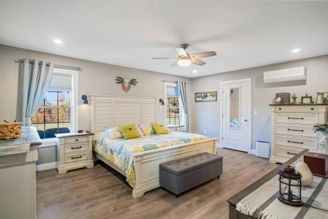 40 Knoll Crest Drive Bangor ME 04401